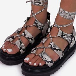 Snake Pattern Thick-soled Cross Strap Women Sandals Fashion Sexy Retro Gladiator Sandals Plus Size Women's Shoes 36-43 210715