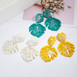 beach earrings Canada - Dangle & Chandelier Statement Big Leaf Temperament All Match Women Drop Earrings Fashion Jewelry Party Holiday Beach Style Yellow Gift