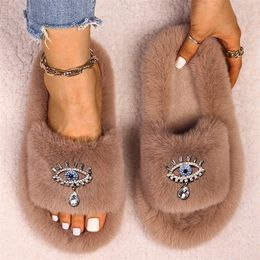 Fluffy Flip Flops Women Bling Crystal Eye Faux Fur Slides Indoor Slippers Fashion Ladies Luxury Rhinestone Sandals Furry Shoes Y1120