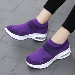 Wholesale 2021 Top Quality Off Men Womens Sport Running Shoes Mesh Breathable Sock Runners Purple Pink Outdoor Sneakers SIZE 36-45 WY32-A12