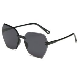 Wholesale fashion sunglasses retro vintage Square eyewear sun glasses for women men Clear sunglasses multi Colours