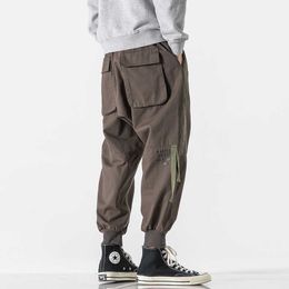 2020 New Cargo Pants Men Streetwear Hip Hop Men Loose Joggers Sweatpants Track Pants Pocket Elastic Waist Full Length Trousers Y0927