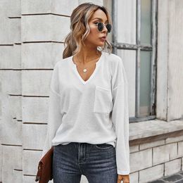 Casual Loose T-shirt Women Solid V Neck Long Sleeve Pockets Decor Knitted Tshirt Autumn Winter Fashion Ladies Pullover Tops 210526