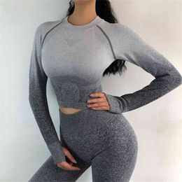 Seamless Gym Clothing High Waist Sport Suit Fitness Yoga Set Workout Clothes 2 Piece Women Gradient Leggings+Long sleeve Top 210802