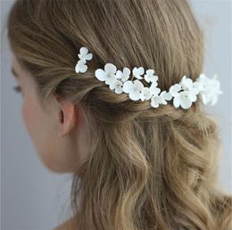 Wedding Bridal White Flower Hair Comb U Pins Lot Crystal Rhinestone Tiara Headpiece Silver Jewellery Set Beads Crown Tiaras Princess Headdress Headband Ornament