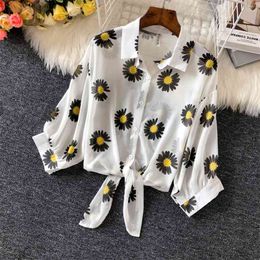 Summer Women's Small Daisy Sunscreen Clothing Wild Chiffon Cardigan Thin Shirt Loose Air Conditioning GD417 210506