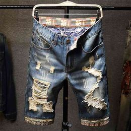 Men vintage Ripped bermudas Jeans Short Summer Streetwear Hip hop male Casual Holes Straight Denim shorts Plus Size 40 210713