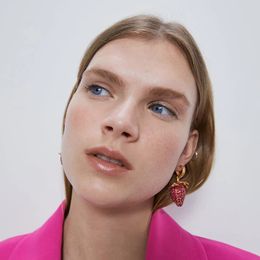 Earring 2021 Fashion Female Red Rhinestone Fruit Strawberry Dangle Earrings For Women Trendy C Shape Gold Metal Drop Earring