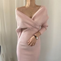Autumn Winter Black Sweater Dress Women Sexy V Neck Batwing Sleeve Bodycon Dresses Ladies Elegant Knitted Party Long Robe 210525