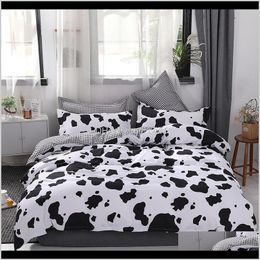 Supplies Textiles & Garden Drop Delivery 2021 Home Textile Cartoon Black White Cows Style 3/4Pcs Bedding Sets Bed Sheet/Bedspread/Duvet Er Se