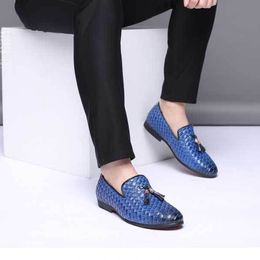 2021 Fashion Men Formal Shoes Personality Male Weave Breathable Casual Leather Shoes Man Driving Designer Loafers Big Size 37-48