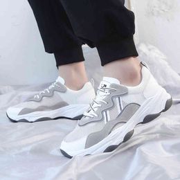 Plataforma Zapatillas de deporte Chunky Hombres Zapatos Casuales Primavera Transpirable Air Sneakers Masculino Marca Ejecutar Entrenadores Adultos Streetwear ShoesF6 Blanco Negro