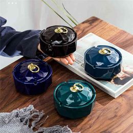 Ceramics Moden Windproof Ashtray With lid for Tabletop Decor friends el outdoor home decoration Smokeless 210902