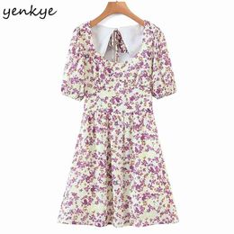 Sweet Floral Print Sexy Backless Dress Women Short Sleeve Back Tie A-line Mini Summer Holiday Robe Femme 210514