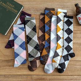 Women Socks Keep Warm Rhombus Pattern Autumn Winter Japanese Style 1Pair College Style Cotton Knee-high Socks Y1119