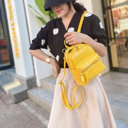 RanHuang 2021 Women's Fashion Small Backpack Alligator Pu Leather Backpack Girls Casual Backpack Yellow mochila feminina Y1105