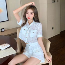Summer Women White Lace Sets Short Sleeve Turn Down Collar Blouse Shirts Top + Buttons Pocket Shorts Sets Ladies 2 Piece Se 210514