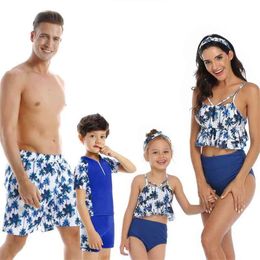 Family Look Swimsuit Mommy And me Clothes Father Son Beach Shorts Mother Daughter Bikini Swimwear Couple Matching 210521