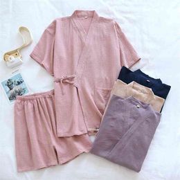 Summer Style Japanese Kimono Pyjamas Suit Couple Thin Cotton Crepe Men's Short-Sleeved Shorts Two-piece Women's Home Service 210830