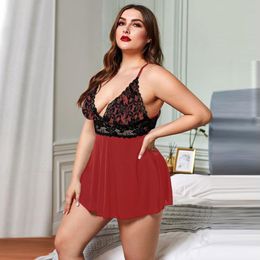 Kvinnors Plus Size Underkläder Sleepwear Lace Sheer Kvinnor Nattklänningar med matchande Thong Ärmlös Backless Criss Cross Design Patchwork NightDr