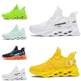 Fashion Mens breathable womens running shoes t18 triple black white green shoe outdoor men women designer sneakers sport trainers size