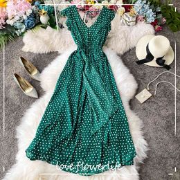 Green Floral Print Women Summer Dress V-Neck Sleeveless Dresses Vintage Bohemia Ruffle Midi Dress Slim Waist Vestidos 210521