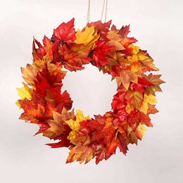 Simulation Pumpkin Berry Maple Leaf Wreath Decorative Door Hanging Harvest Festival Autumn Color Maple Leaves Wreath Home Decor Y0901