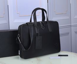Men's black nylon canvas designer briefcase high quality waterproof laptop bag large capacity retro fashion office handbag251p