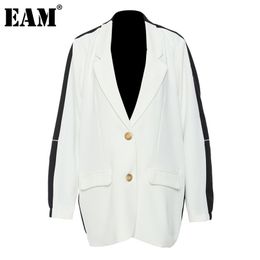 [EAM] Women White Contrast Colour Big Size Blazer Lapel Long Sleeve Loose Fit Jacket Fashion Spring Autumn 1DE2307 211006