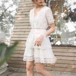 High End Designer Self Portrait Mini Dress Vintage White Lace Polka Dot Printed V-Neck Cake Casual 210603