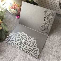 Convites de casamento oco corte a laser flores agradáveis cartão de convite de casamento com papel pérola para cartões festa de aniversário obrigado