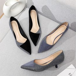 Spring Women Low Heel Shoes Patchwork Sequined Cloth Crystal Pointed Toe Slip On Black Gray Office Career High Heels 210520