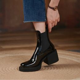 Short boots women's spring and autumn 2021 new patent leather boots simple sleeve thick heel Y0914