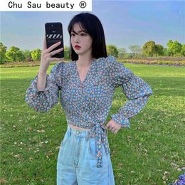 Summer Casual Chic Floral Print Wrap Crop Tops Women Holiday Style V-neck Puff Sleeve Short Shirt Female Blouses 210508