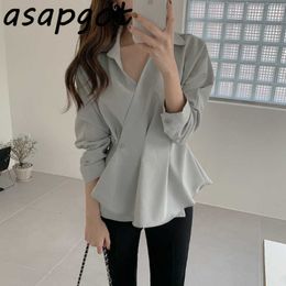 Minimalism Chic Korean Temperament Shirts V Neck Long Sleeve Ruffles Tops Fashion Blusas Mujer Irregular Hem Blouse Lady Solid 210610