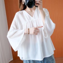 Johnature Women Flare Sleeve T-Shirts V-Neck Casual Solid Colour Summer Plus Size Women Clothes Korean Style T-Shirts 210521