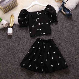 Korean Casual Two Piece Set Women Crop Top Single-breasted Shirt Blouse + High Waist Wide Leg Shorts Sets Sweet Pants Suits 210514