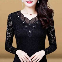 Women Spring Autumn Style Lace Blouses Shirts Lady Casual Long Sleeve Embroidery Flower O-Neck Lace Blusas Tops DD8154 210323