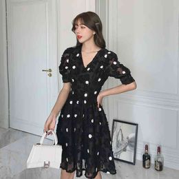 Summer Polka Dot Elegant Women Wress Lantern Sleeve Vintage Party Dress V Neck Streetwear Dress Vestidos Work Wear 210515