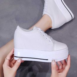 Women Casual Shoes Heels Autumn Spring Canvas Fashion Breathable Platform Lace-up Sneakers Flat Y0907