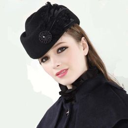 Stingy Brim Hats Women Fashion Noblewoman Vintage Wool Felt Elegant Beret Feathers Stewardess Fedora Ladies Formal Caps