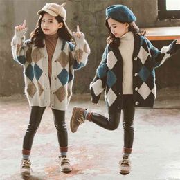 Children'S Girls Sweaters Autumn And Winter Korean Plaid Knitted Cardigan Big Kids European and American Diamond Jacket 210913
