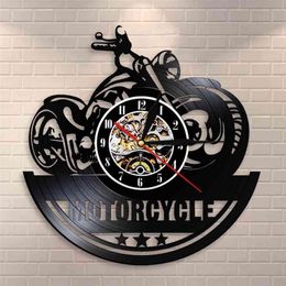 American Classic Motorcycle Wall Art Wall Clock Garage Sign Motorbike Vintage Vinyl Record Wall Clock Man Cave Decor Bikers Gift 210325