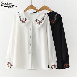 Spring Vintage Embroidery Floral Blouses for Women Shirts Chiffon Blouse White Tops Lantern Long Sleeve Cute 13051 210427