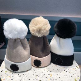 Toptan Beanie Yeni Kış Kapaklar Örme Şapka Hip Hop Erkekler Gorro Bonnet Kadınlar