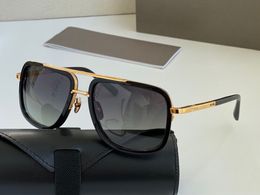 Sunglasses For Men and Women Summer style M ONE Anti-Ultraviolet Retro Plate Rectangle Full frame fashion Eyeglasses Random Box