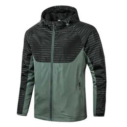 Men Clothing High Quality Fashion Spring Autumn Running SportWear Jacket Hooded Windbreaker Outdoor Jacket for Men Custom X0710
