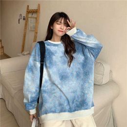 Retro tie-dye long-sleeved sweatshirt women autumn Korean version loose lazy style jacket round neck floral top 210526
