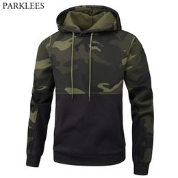 Camouflage Men Hooded Sweatshirt Patchwork Plus Velvet Mens Hoodies Fashion Casual Loose Hoodie Men with Pocket Men Clothing 2XL 210524