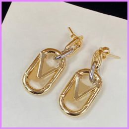 Fashion New Women Earrings Letters Earring Designer Womens Ear Studs Gold Colour Designers Chain Jewellery Ladies For Party Gifts NICE D221158F